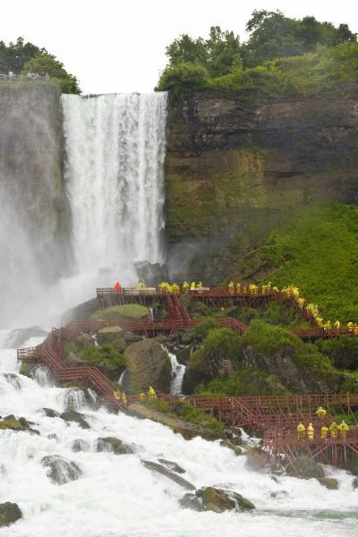 Canada, Ontario,Tourists at Niagara Falls